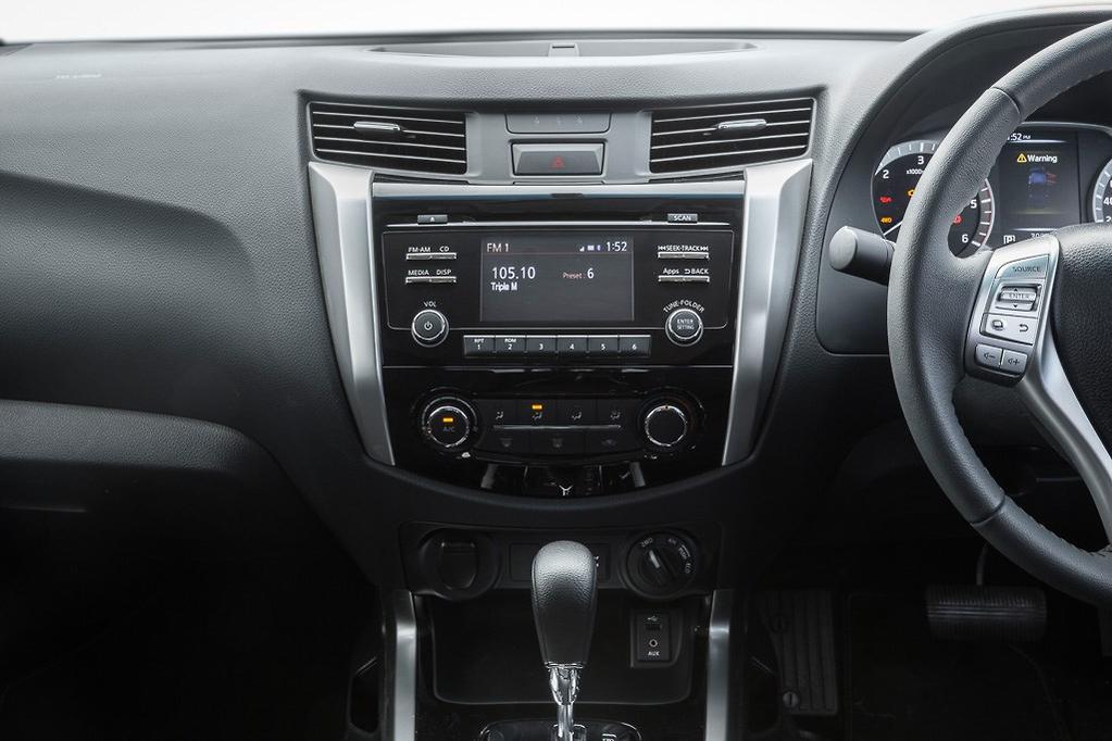 Nissan Navara NP300 Wireless Carplay Headunit DIY Kit