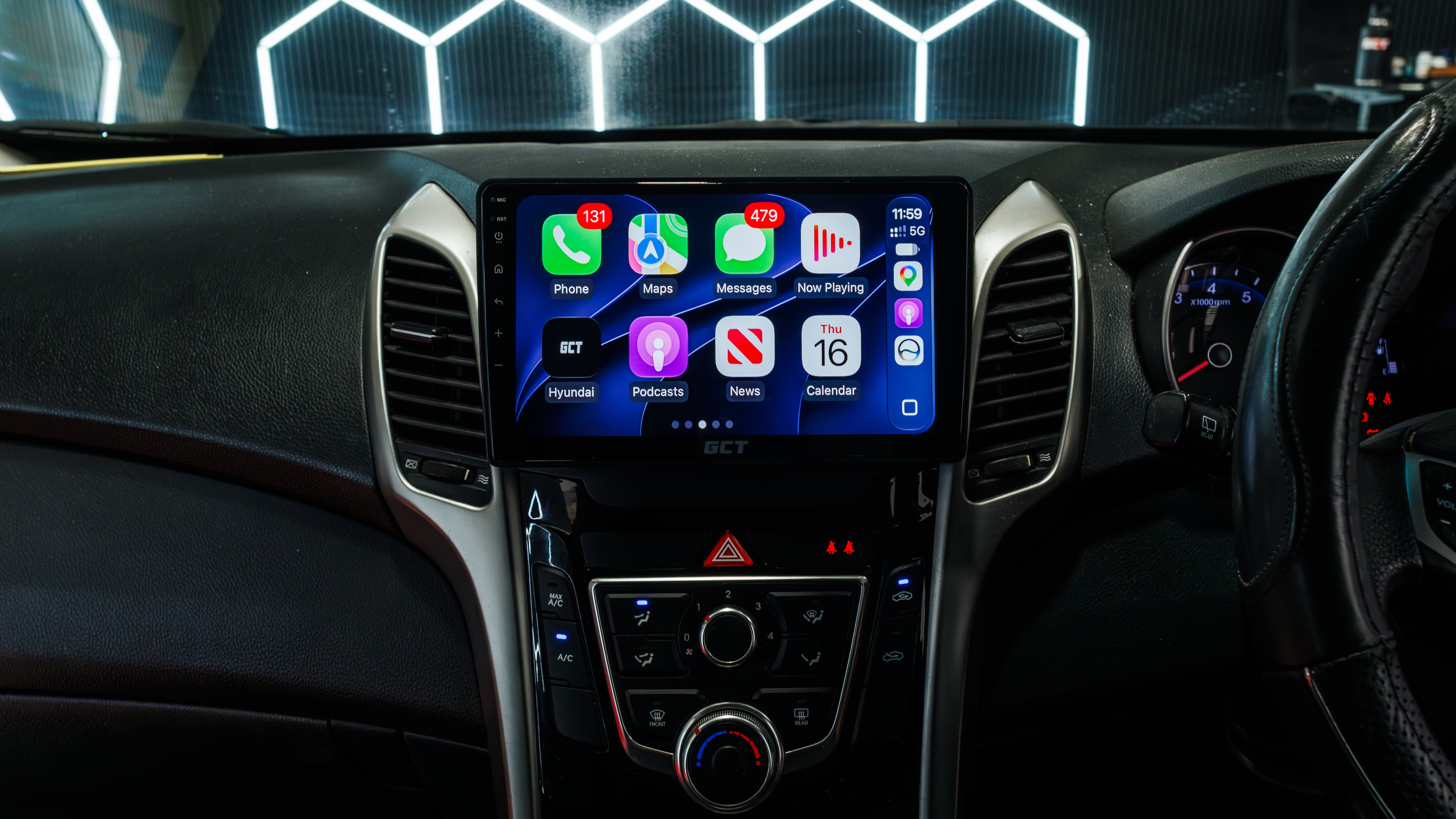 2012 - 2017 Hyundai i30 CarPlay Android Auto